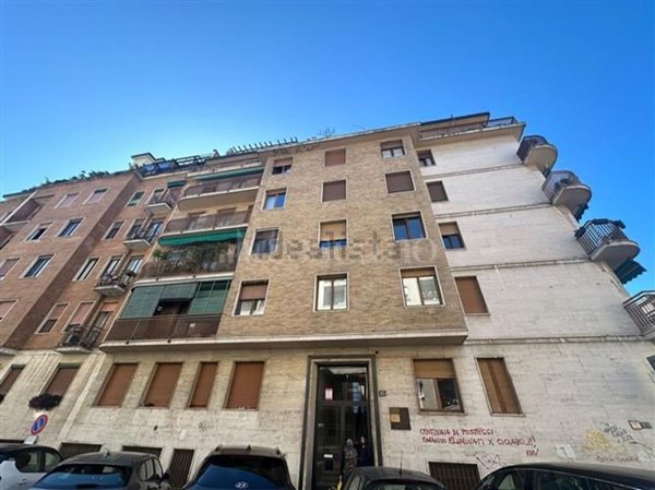 loft in vendita a Milano in zona Lorenteggio