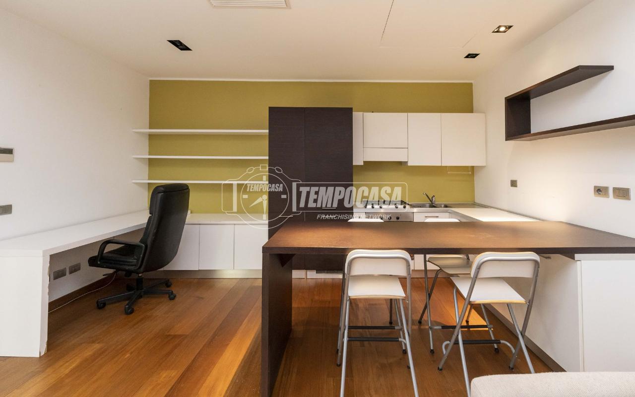 appartamento in vendita a Milano in zona Stazione Centrale