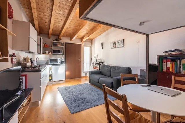 appartamento in vendita a Milano in zona Lambrate