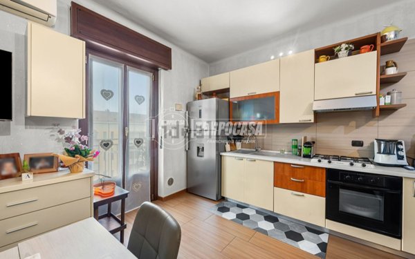 appartamento in vendita a Milano in zona Porta Vittoria