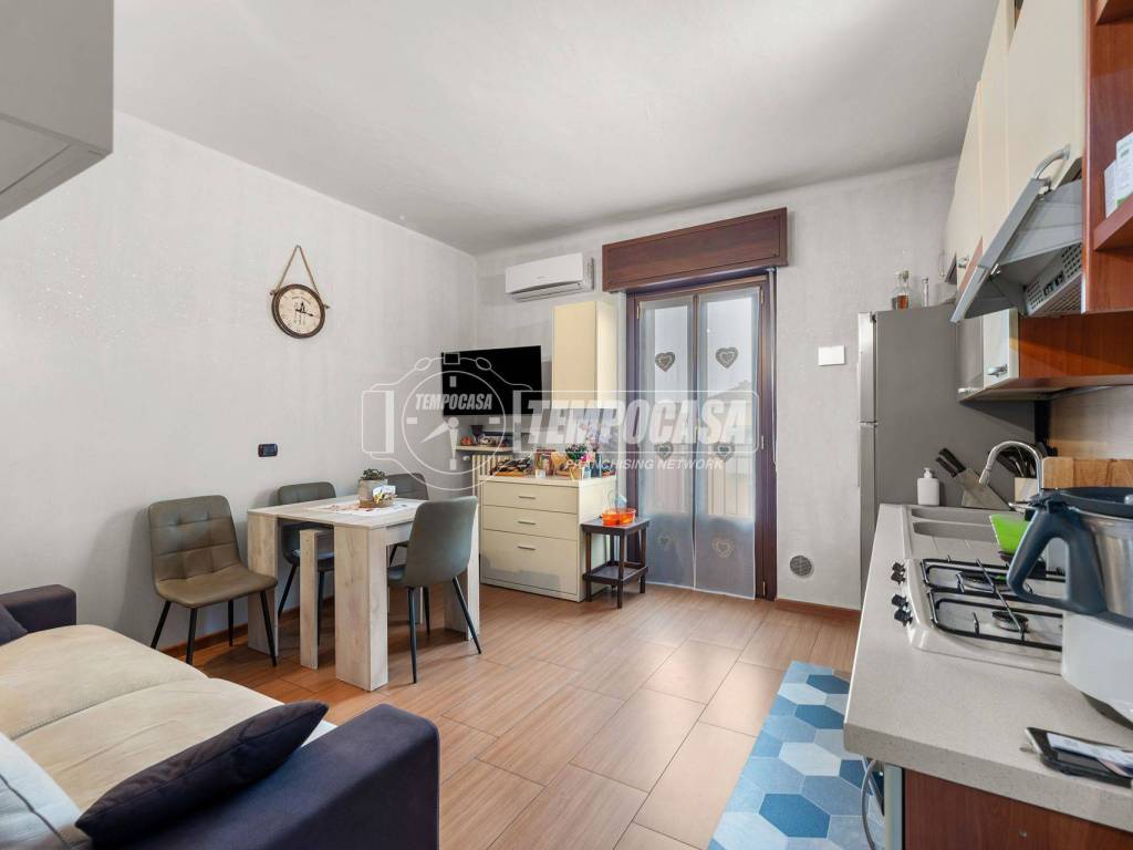 appartamento in vendita a Milano in zona Piazzale Lodi