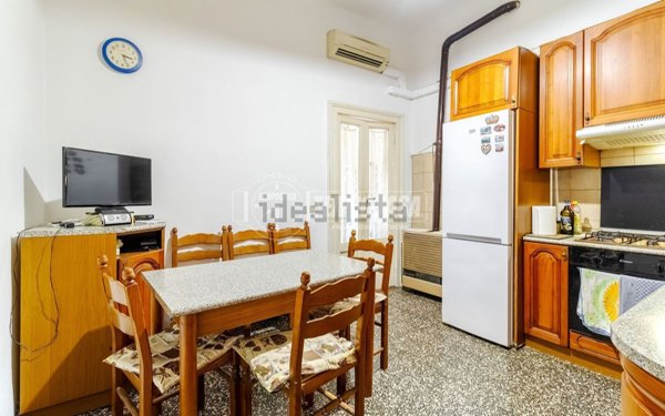 appartamento in vendita a Milano in zona Piazzale Lodi