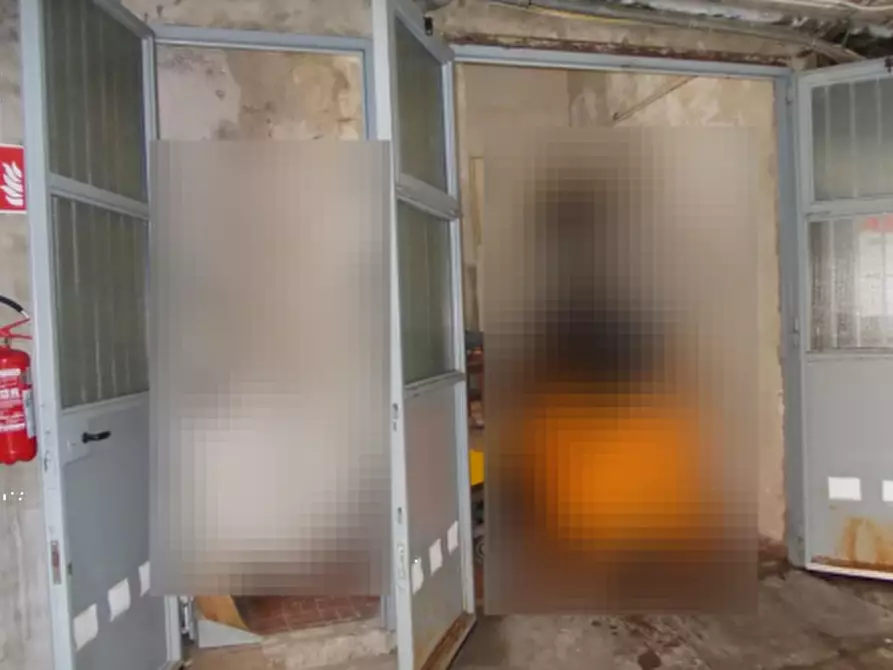 locale di sgombero in vendita a Milano