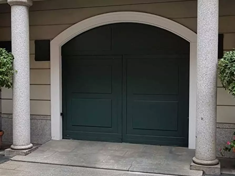 negozio in vendita a Milano in zona Porta Romana