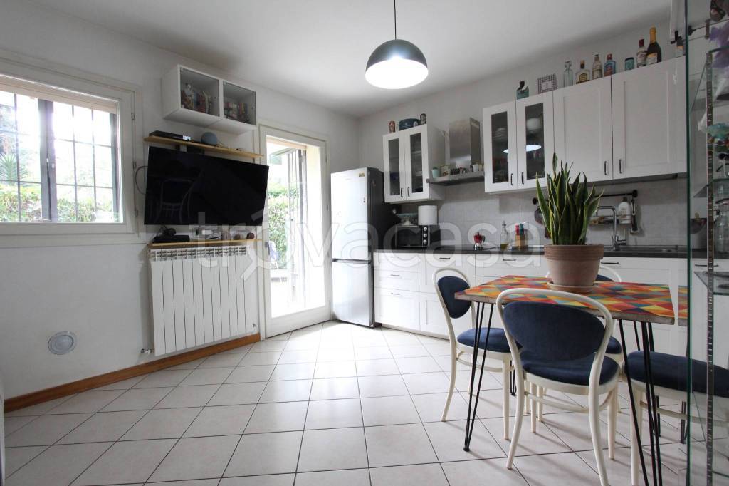 appartamento in vendita a Milano in zona Affori