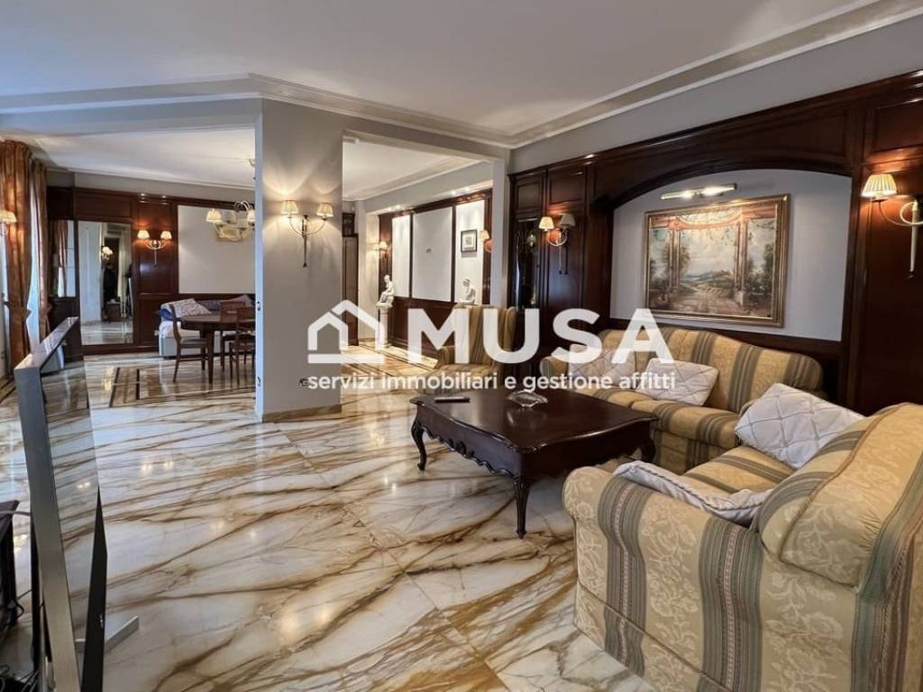 appartamento in vendita a Milano in zona Crescenzago