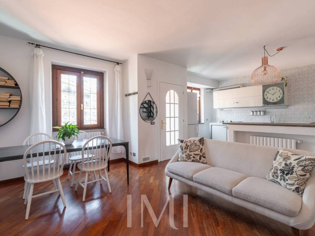 appartamento in vendita a Milano in zona Conchetta