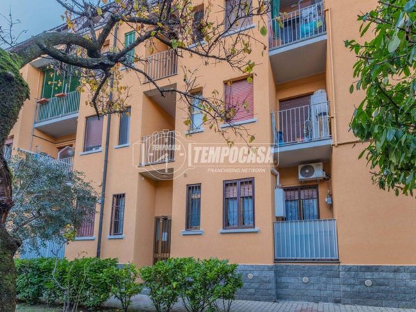 appartamento in vendita a Milano in zona Affori