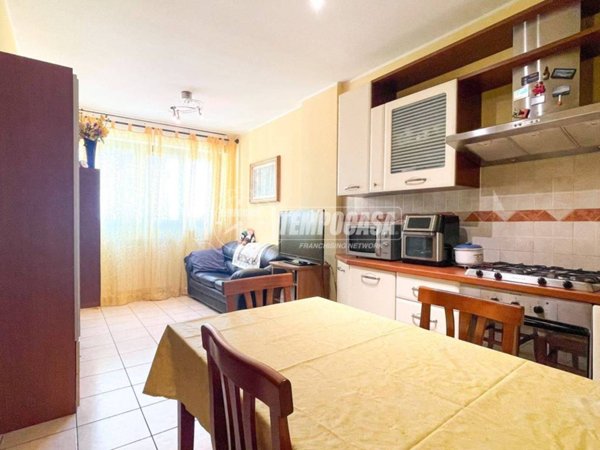 appartamento in vendita a Milano in zona Lambrate