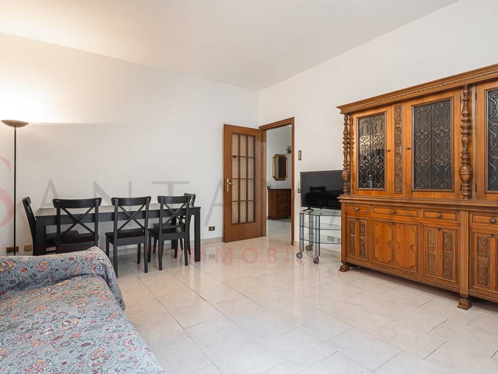 appartamento in vendita a Milano in zona Cinque Giornate