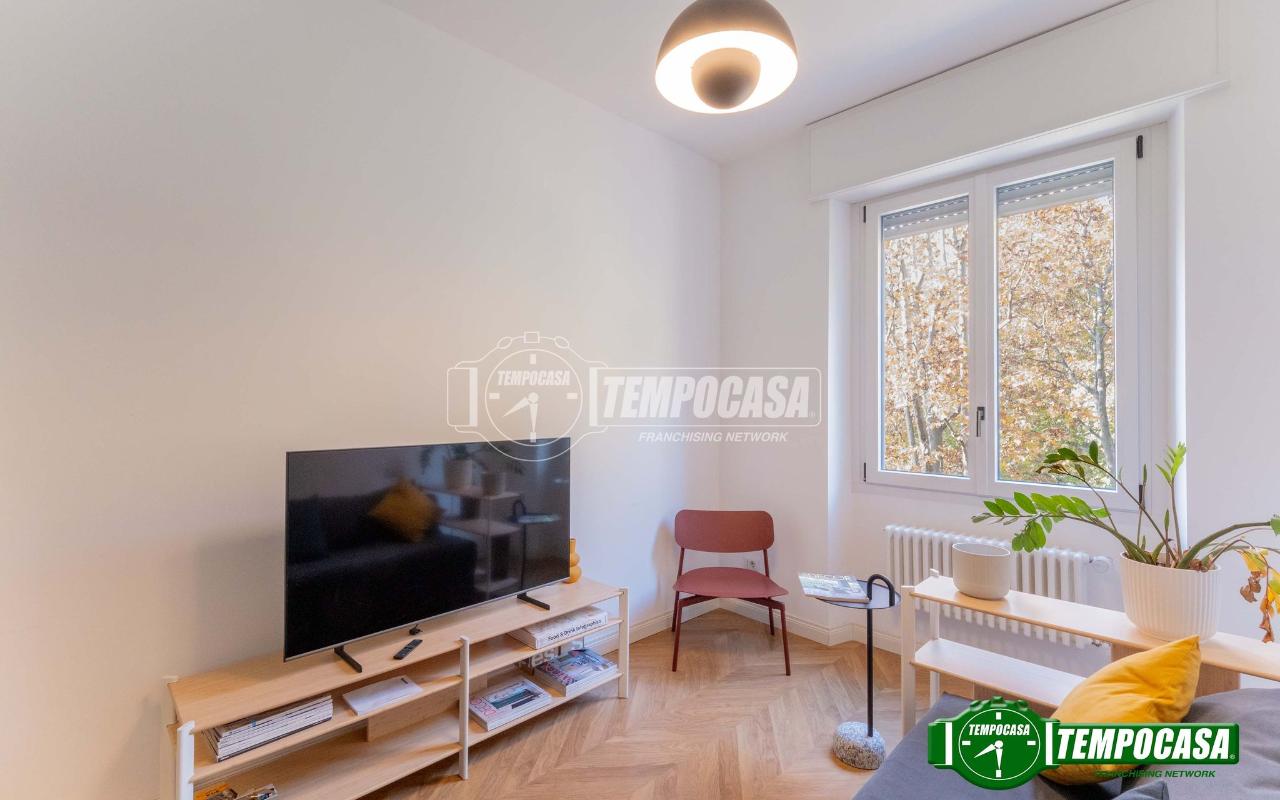 appartamento in vendita a Milano in zona Montalbino