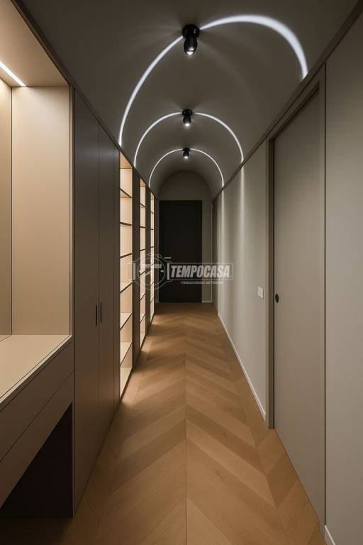 appartamento in vendita a Milano in zona Porta Nuova