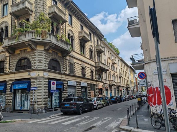 negozio in vendita a Milano in zona Isola