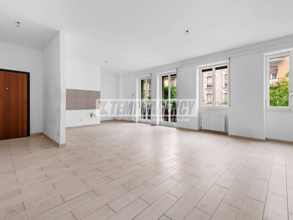 appartamento in vendita a Milano in zona Città Studi