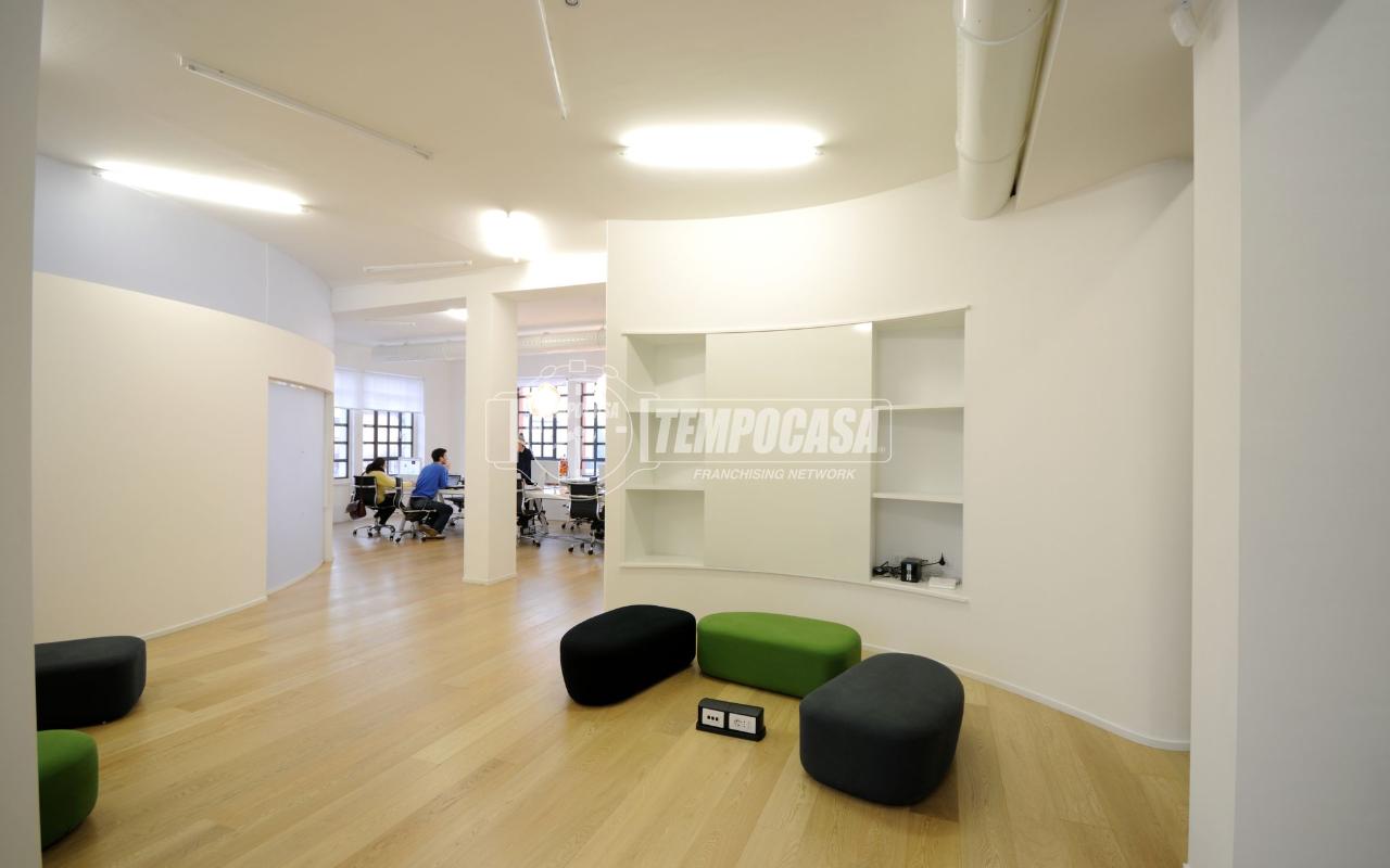 appartamento in vendita a Milano in zona Corvetto