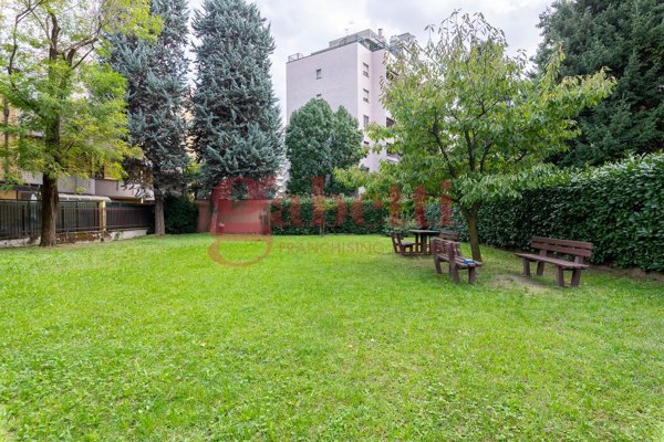 appartamento in vendita a Milano in zona Affori