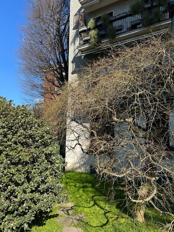 appartamento in vendita a Milano in zona San Siro