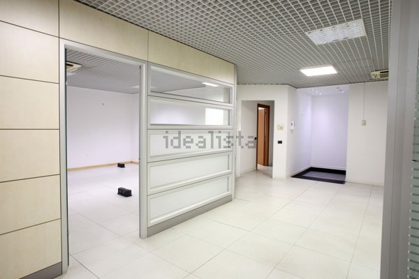 ufficio in vendita a Milano