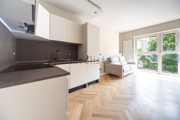 appartamento in vendita a Milano in zona Il Portello