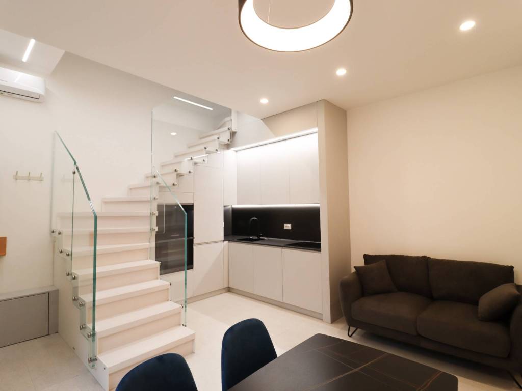 appartamento in vendita a Milano in zona Bocconi