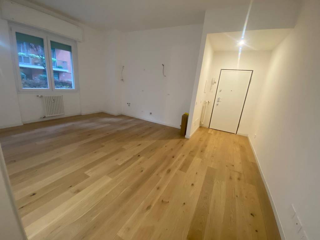 appartamento in vendita a Milano in zona Bocconi