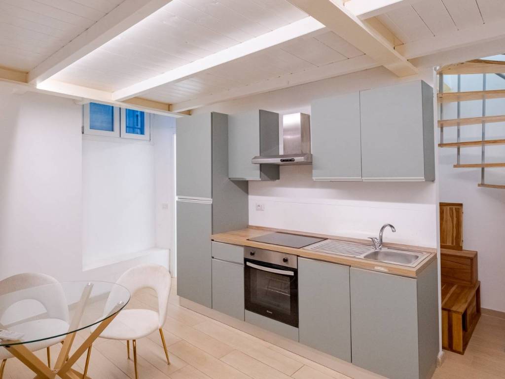 appartamento in vendita a Milano in zona Isola