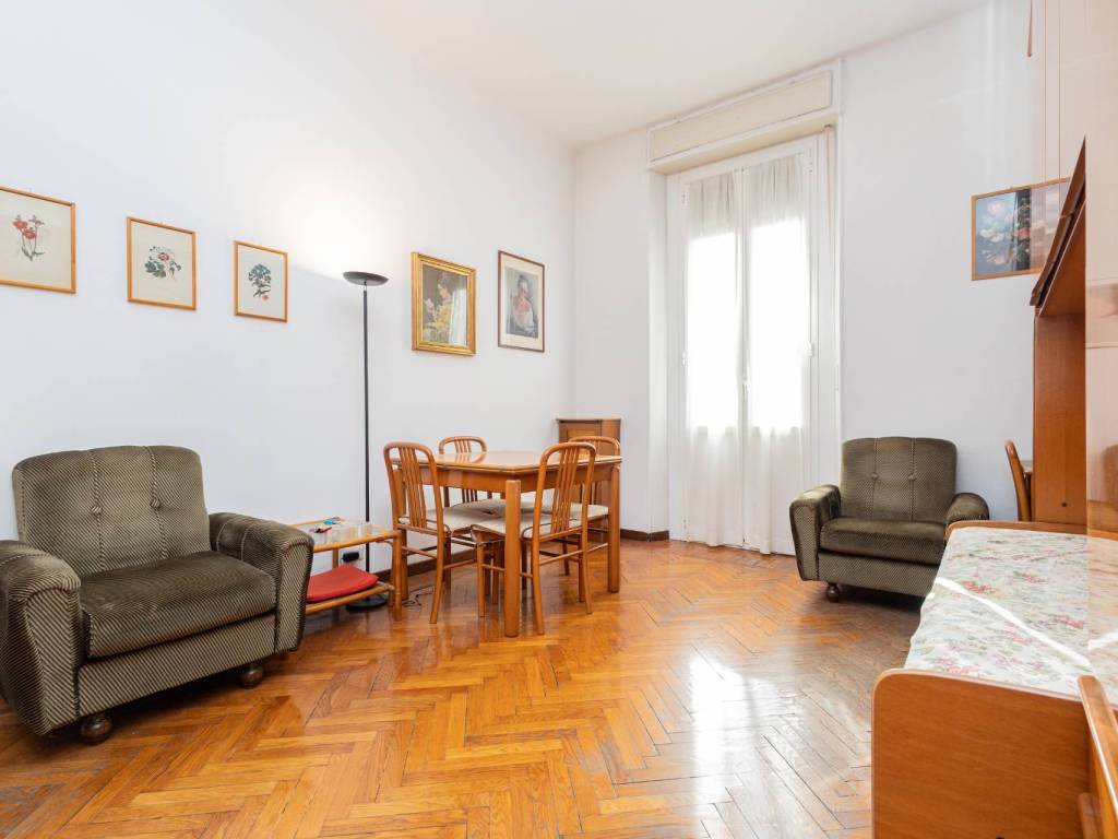 appartamento in vendita a Milano in zona Stadera