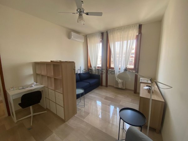 appartamento in vendita a Milano in zona Gallaratese