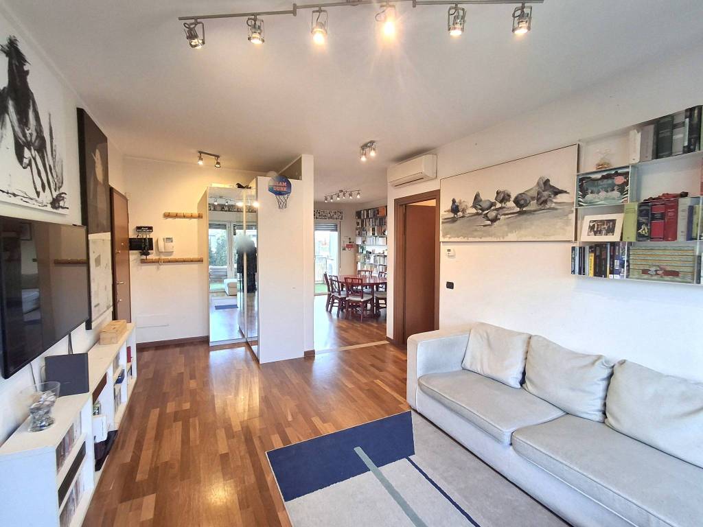 appartamento in vendita a Milano in zona Ponte Lambro