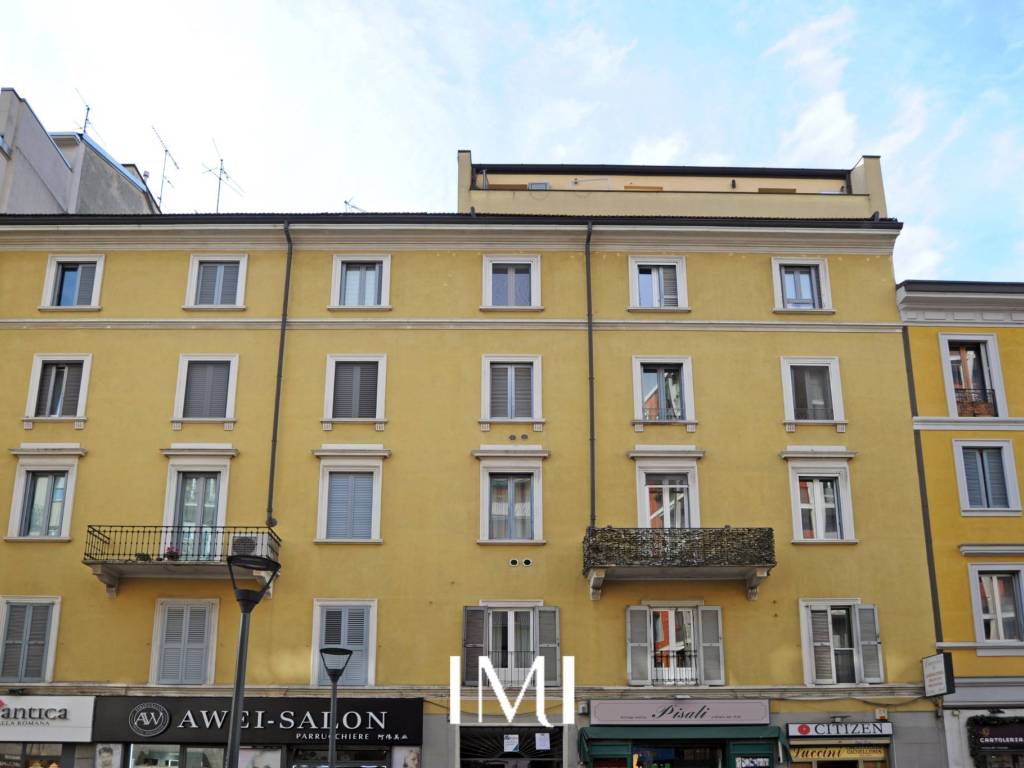 appartamento in vendita a Milano in zona Sempione