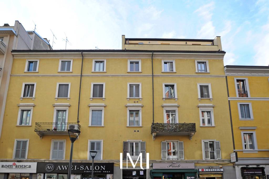 appartamento in vendita a Milano in zona Sempione