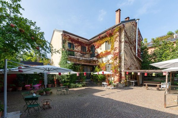 casa indipendente in vendita a Milano in zona Muggiano