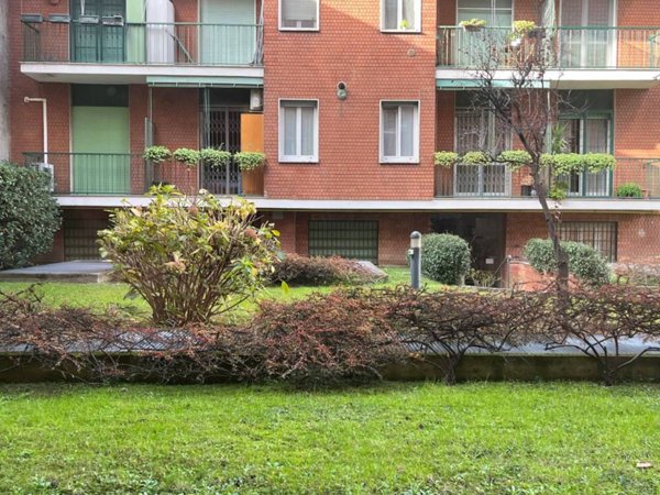 appartamento in vendita a Milano in zona Chiesa Rossa