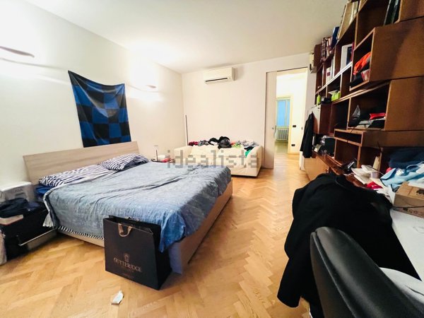 appartamento in vendita a Milano in zona Porta Garibaldi