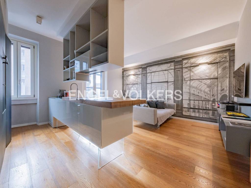 appartamento in vendita a Milano in zona Sempione