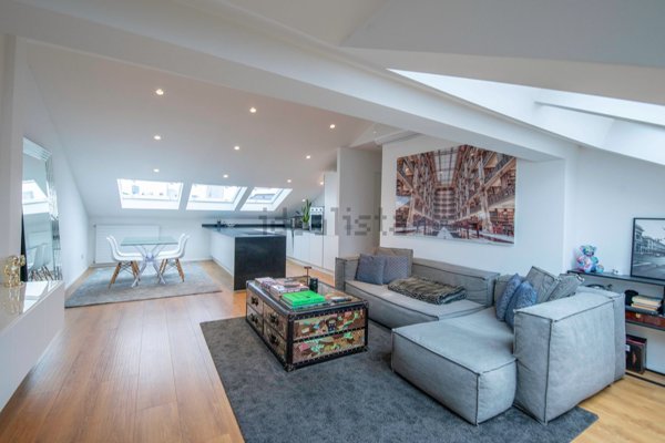 appartamento in vendita a Milano in zona Porta Venezia