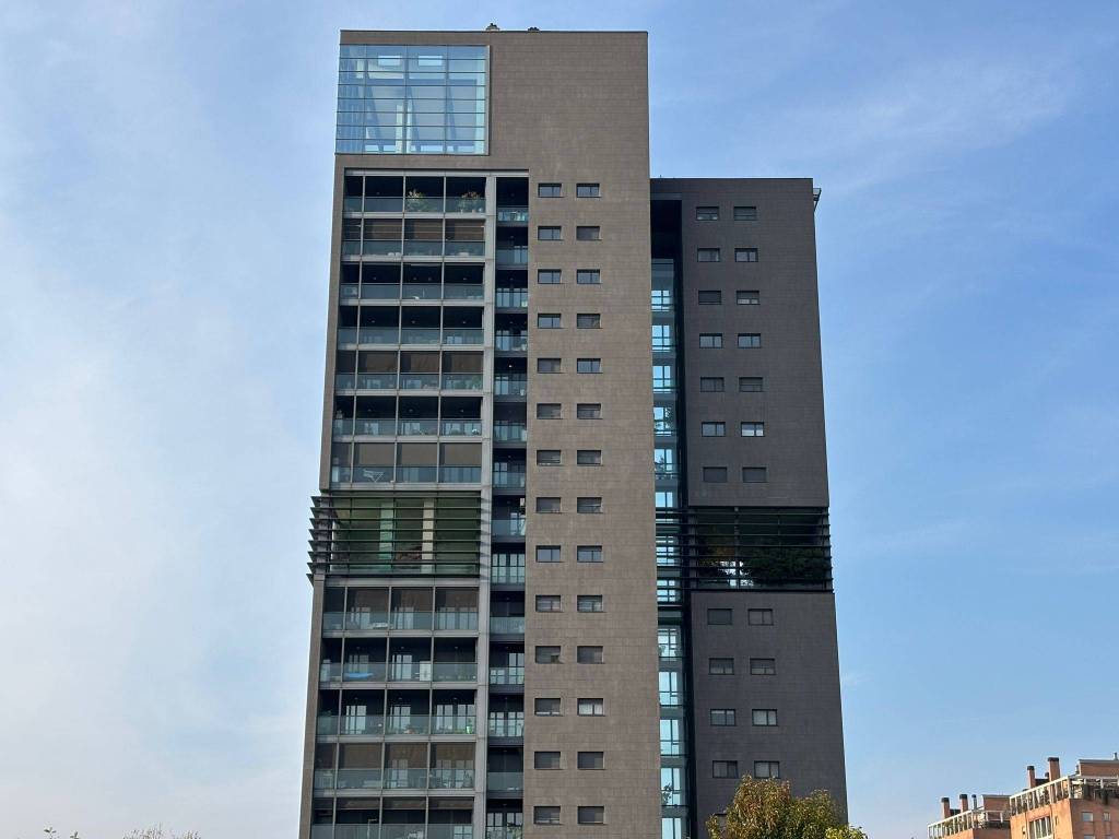 appartamento in vendita a Milano in zona Famagosta