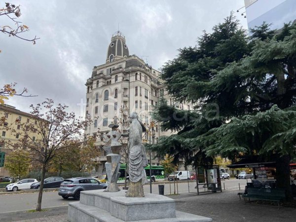 casa indipendente in vendita a Milano in zona Piazzale Lodi