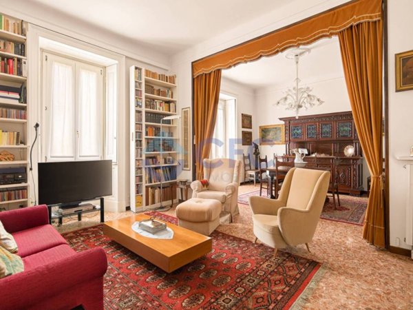 appartamento in vendita a Milano in zona Porta Venezia