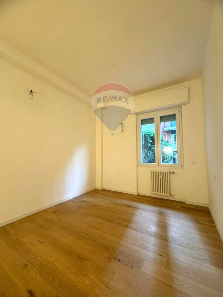 appartamento in vendita a Milano in zona Bocconi