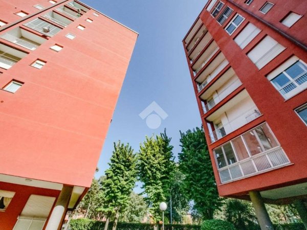 appartamento in vendita a Milano in zona Corvetto