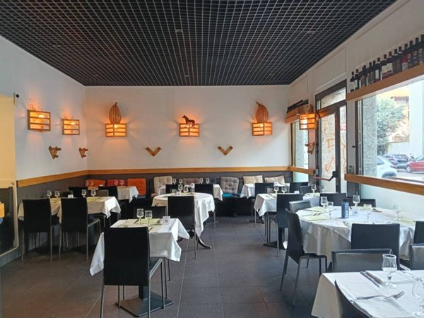 negozio in vendita a Milano in zona Centro Direzionale