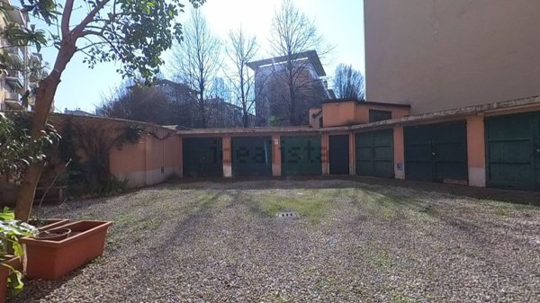 appartamento in vendita a Milano in zona Città Studi