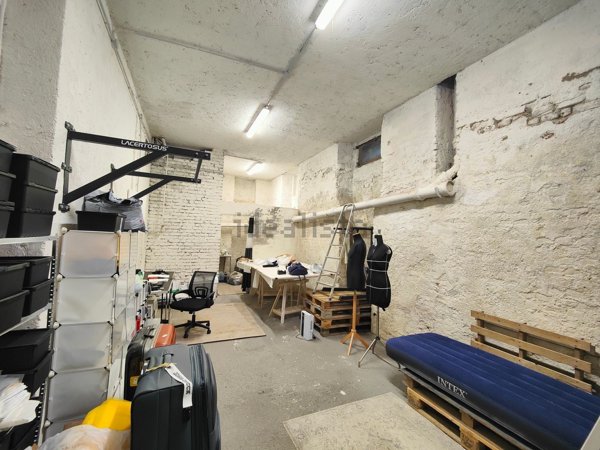 locale di sgombero in vendita a Milano