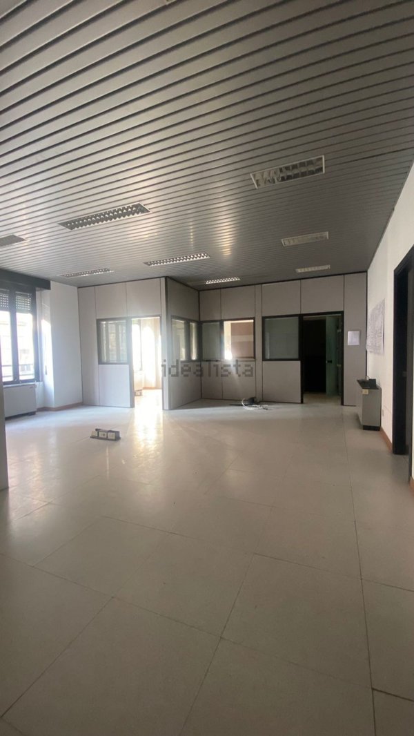 ufficio in vendita a Milano