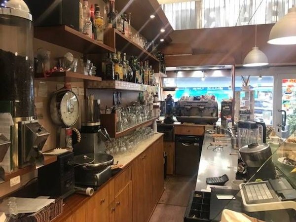 negozio in vendita a Milano in zona Garegnano