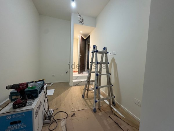 ufficio in vendita a Milano in zona Isola