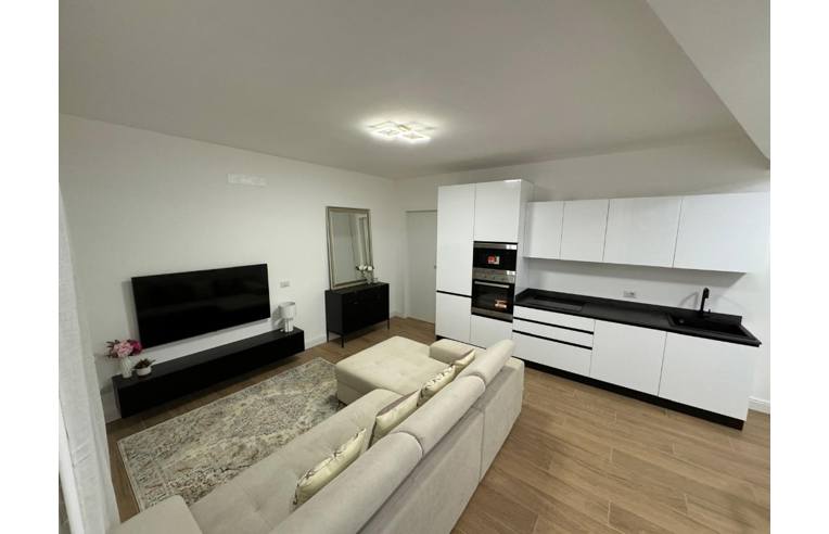 appartamento in vendita a Milano in zona Rembrandt