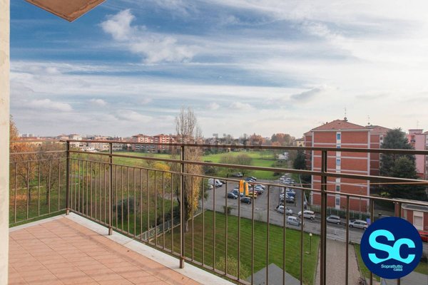 appartamento in vendita a Milano in zona Baggio