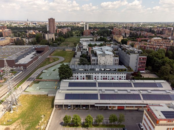 ufficio in vendita a Milano in zona Crescenzago